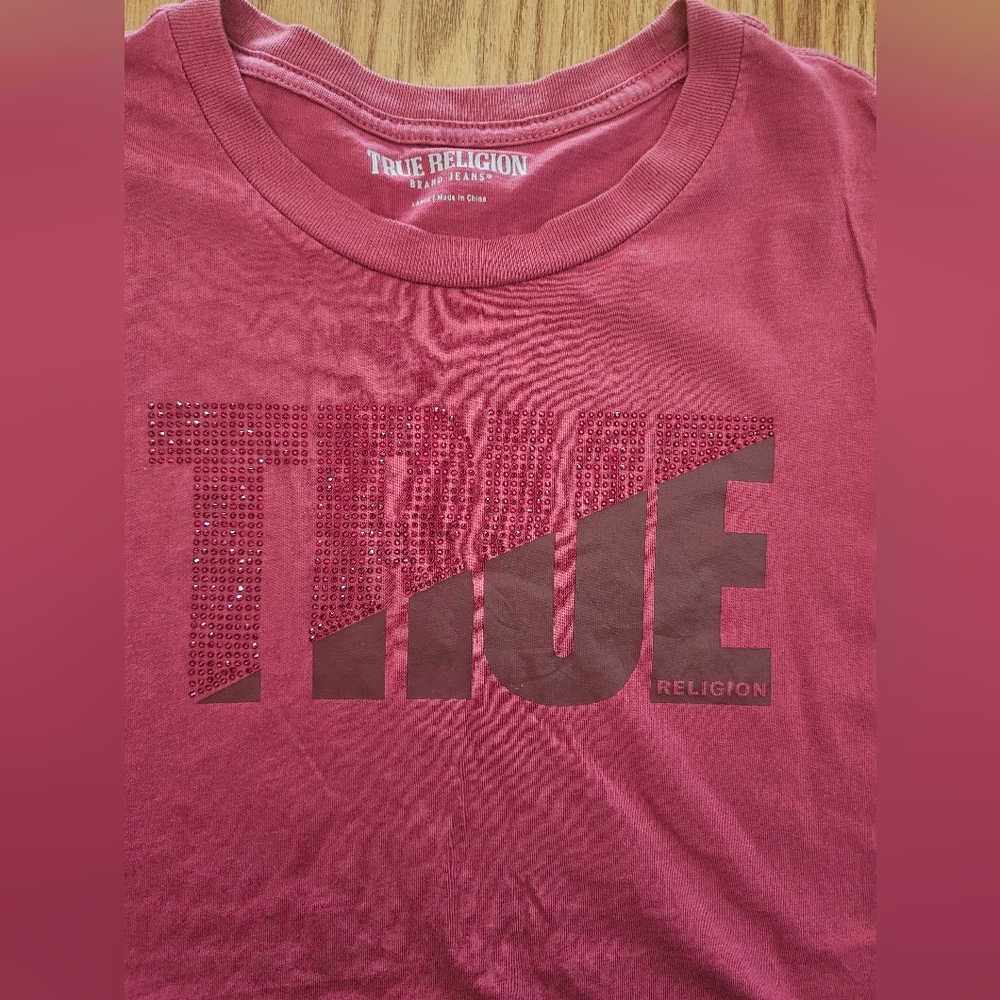 TRUE RELIGION WOMEN"S RED GRAFIT TEE SIZE L - Picture 2 of 6